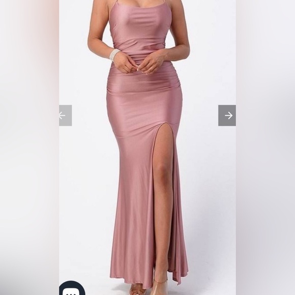 Small La Scala pink long gown with straps on back - Picture 1 of 5